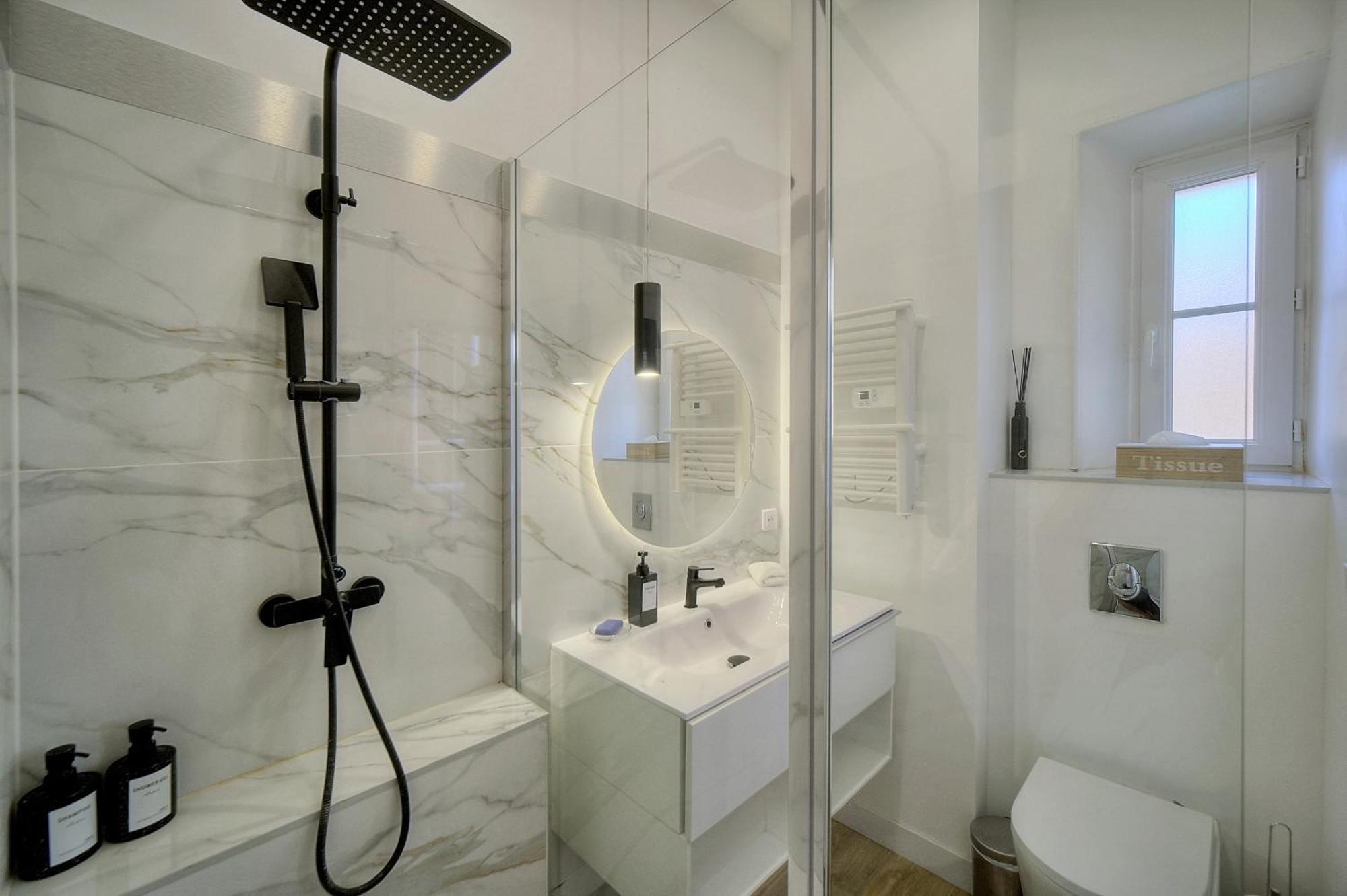 Beautiful 4 Beds & 4 Baths, 10Min From Palais, 4 Stars Residence كان المظهر الخارجي الصورة